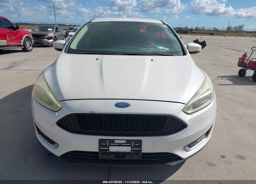 2016 FORD FOCUS TITANIUM VIN: 1FADP3J28GL395171