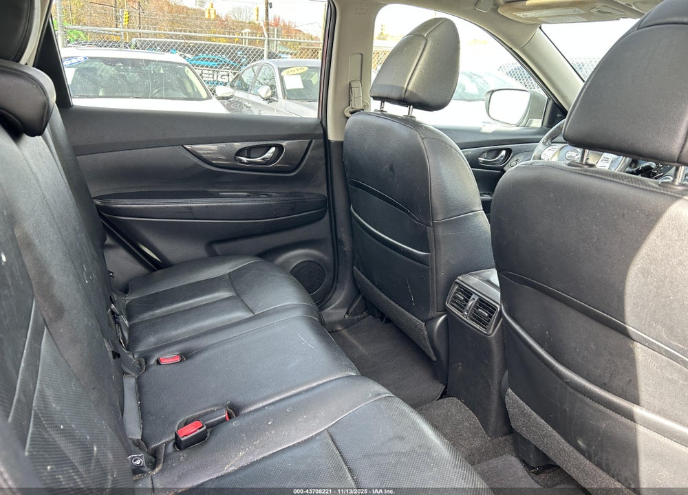 2016 NISSAN ROGUE SL VIN: 5N1AT2MV5GC916769