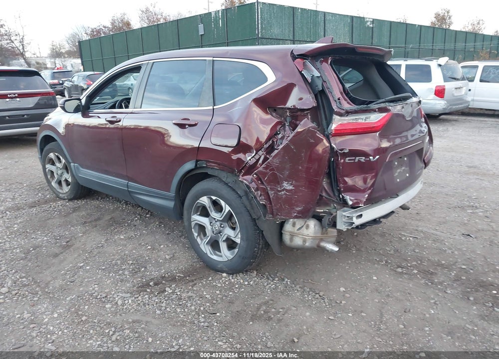 2018 HONDA CR-V VIN: 7FARW2H81JE070559