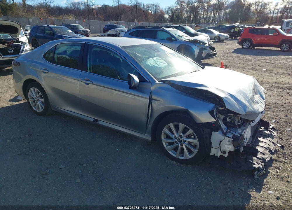 2022 TOYOTA CAMRY LE VIN: 4T1C11AK0NU706686