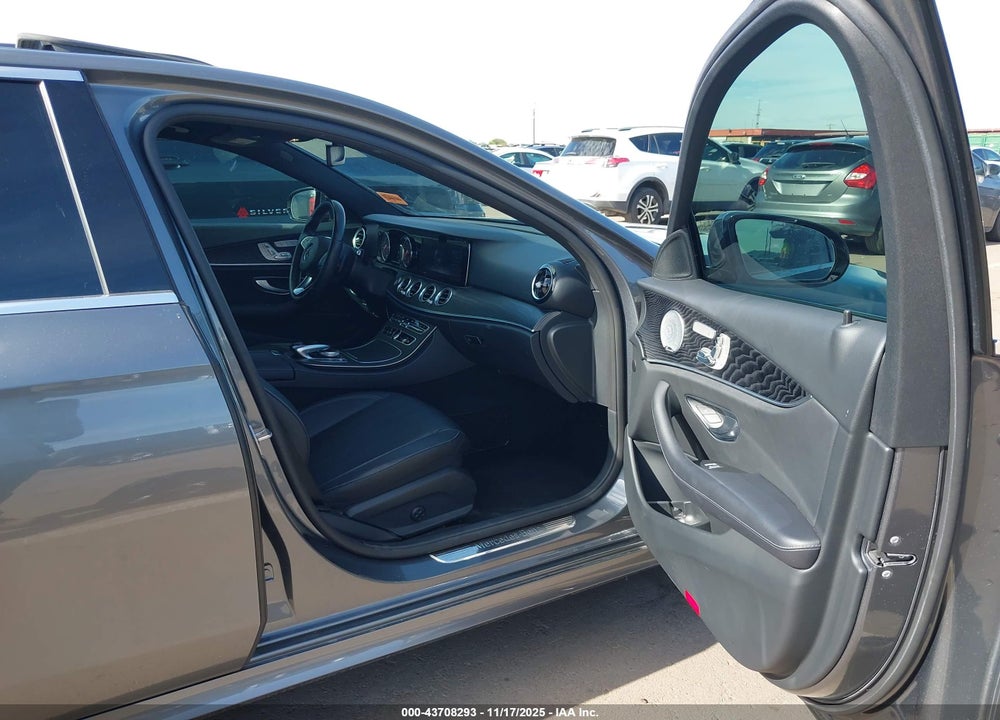 2018 MERCEDES-BENZ E 300 4MATIC VIN: WDDZF4KB4JA303988