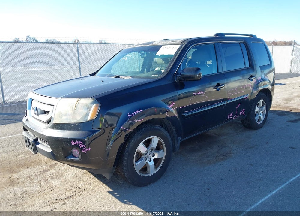2011 HONDA PILOT EX-L VIN: 5FNYF4H5XBB073793
