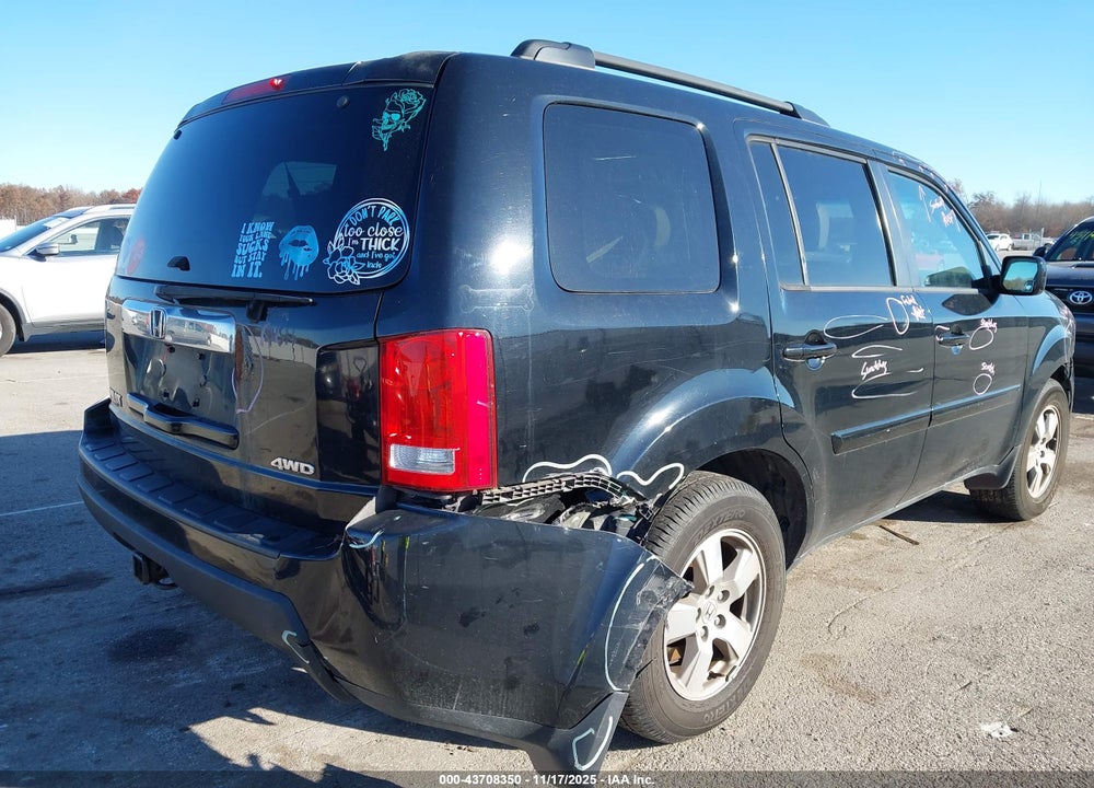 2011 HONDA PILOT EX-L VIN: 5FNYF4H5XBB073793