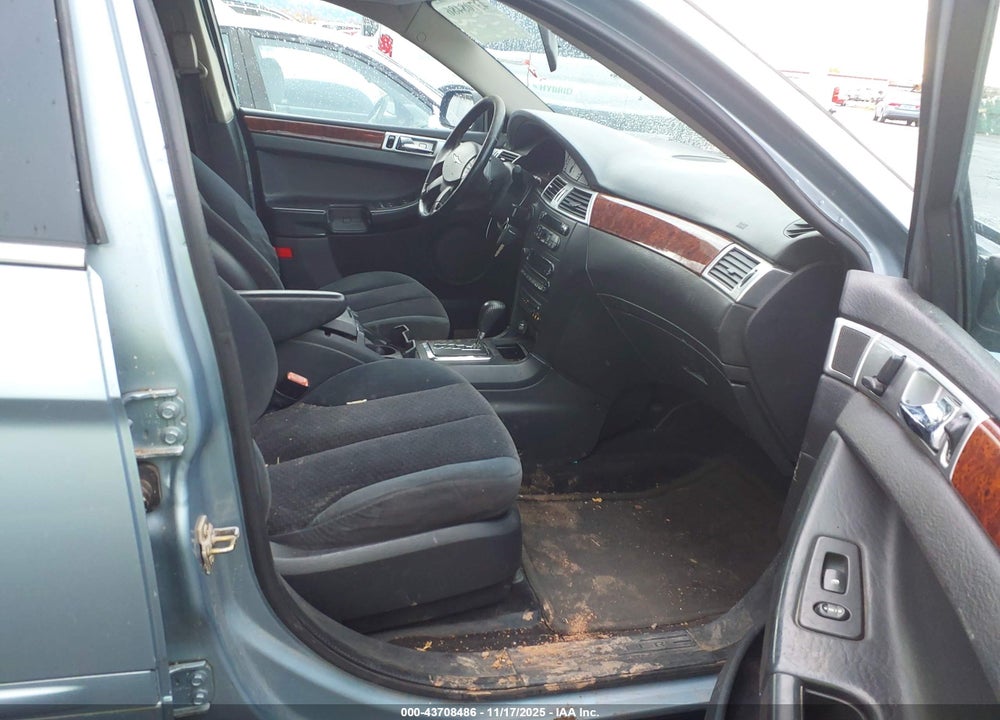 2005 CHRYSLER PACIFICA TOURING VIN: 2C4GM68415R410669