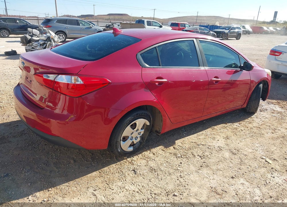 2016 KIA FORTE LX VIN: KNAFK4A66G5610039