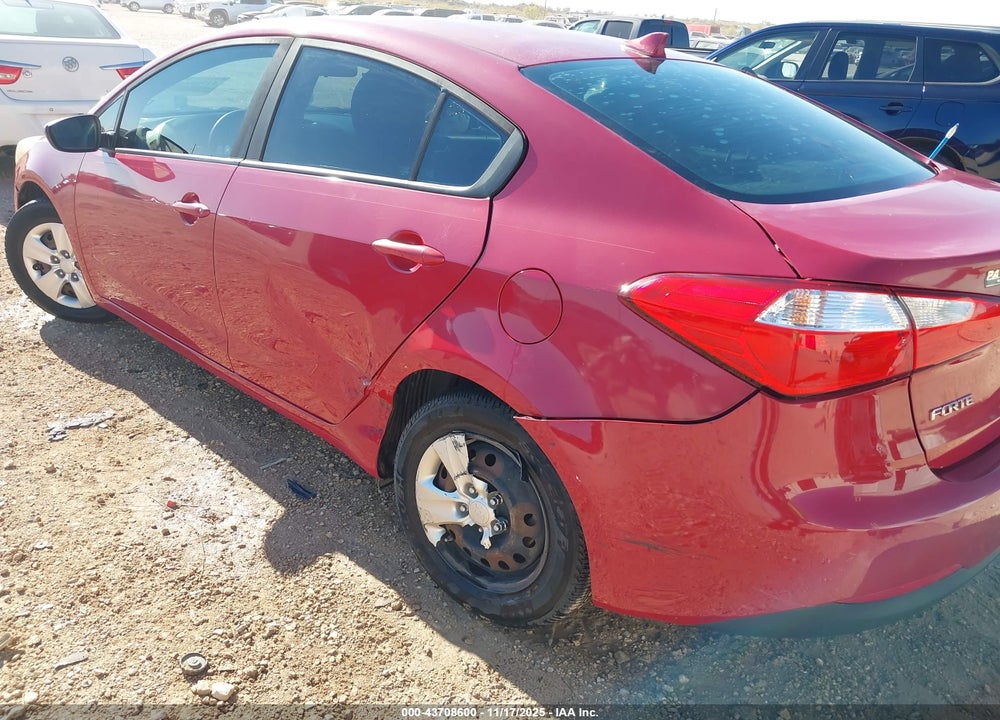 2016 KIA FORTE LX VIN: KNAFK4A66G5610039