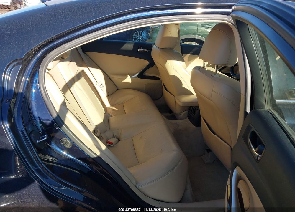 2007 LEXUS IS 250 VIN: JTHCK262472018946