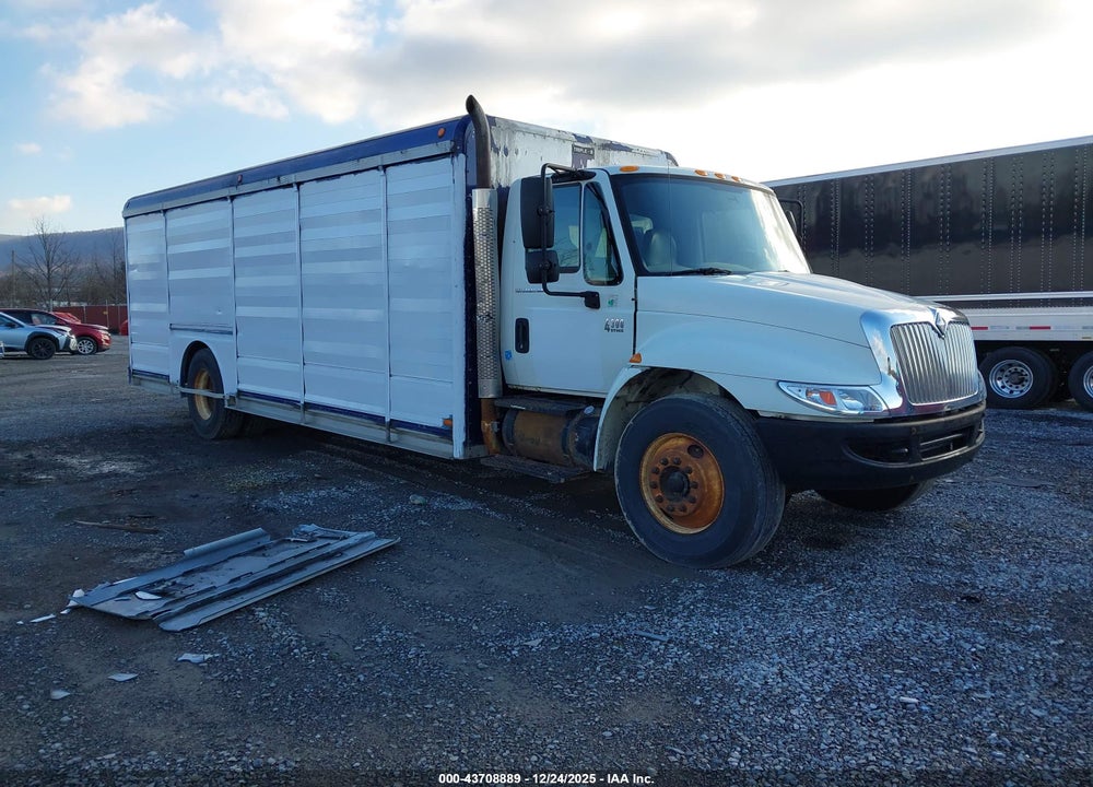 2007 INTERNATIONAL 4000 4300 VIN: 1HTMMAAN87H413062
