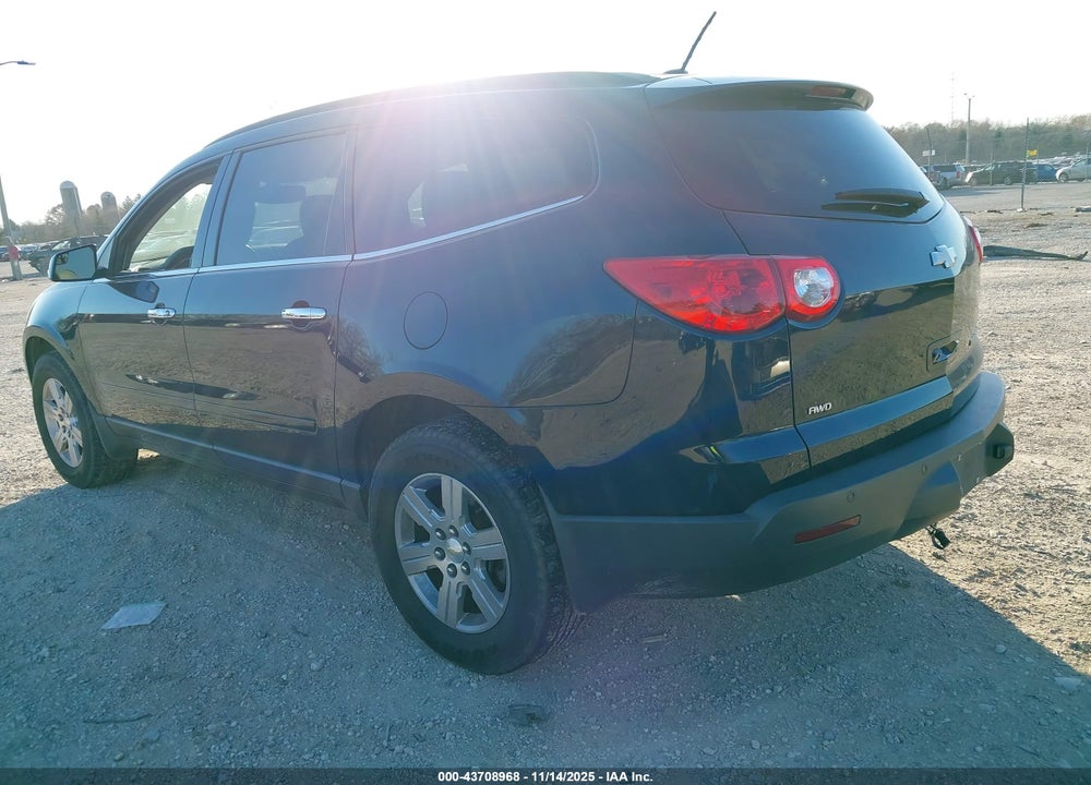 2011 CHEVROLET TRAVERSE VIN: 1GNKVGED3BJ394550