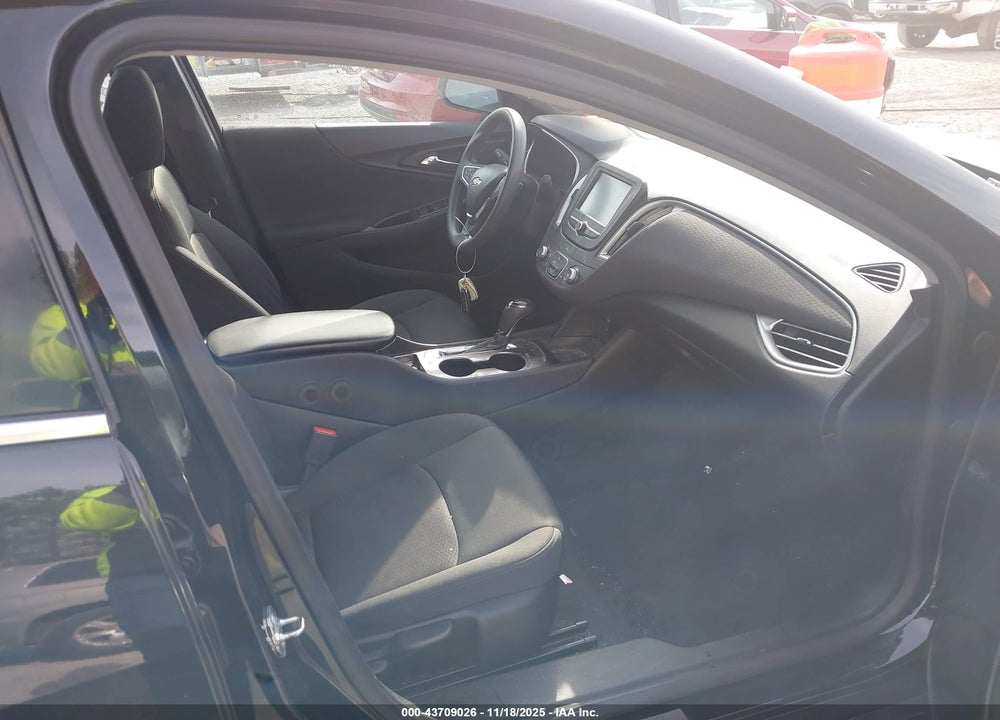 2018 CHEVROLET MALIBU 1LS VIN: 1G1ZB5ST2JF241104