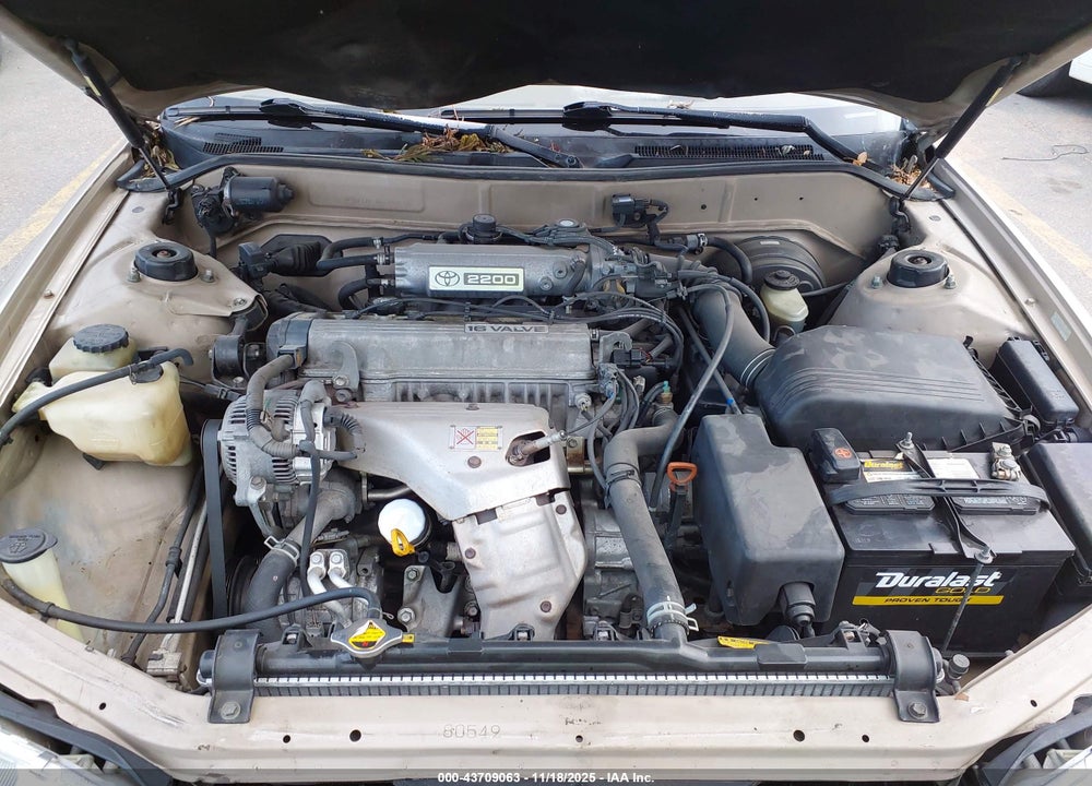 1994 TOYOTA CAMRY LE VIN: JT2SK12E4R0242216