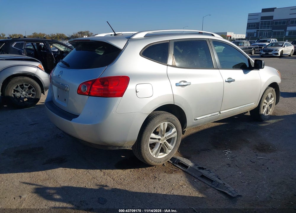 2015 NISSAN ROGUE SELECT S VIN: JN8AS5MTXFW165015