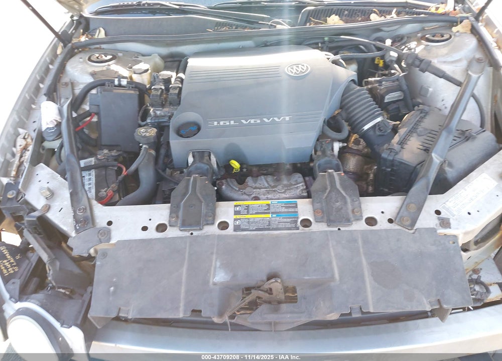 2006 BUICK LACROSSE CXS VIN: 2G4WE587161161220