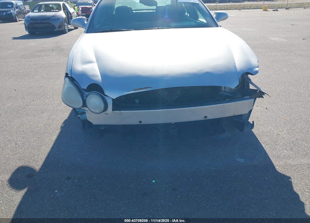 2006 BUICK LACROSSE CXS VIN: 2G4WE587161161220