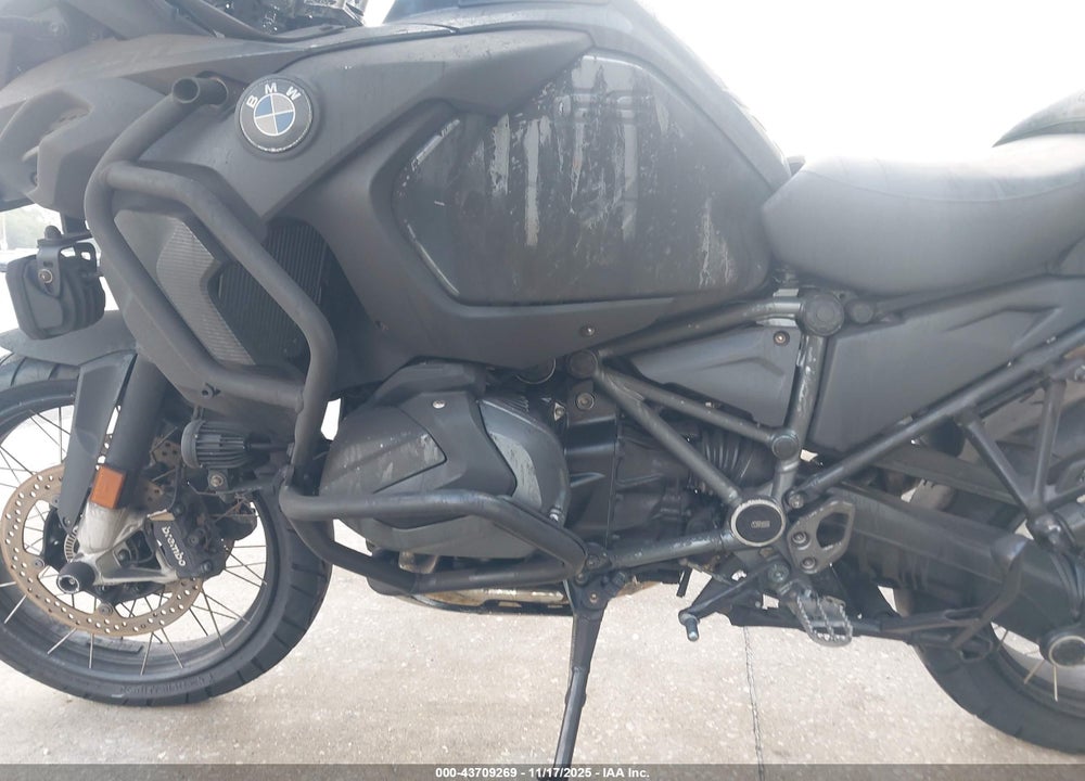 2021 BMW R 1250 GS ADVENTURE VIN: WB10M1305M6D96869
