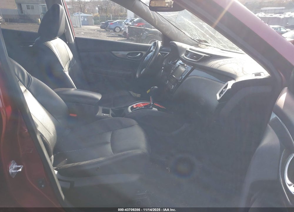 2015 NISSAN ROGUE SL VIN: 5N1AT2MV2FC787730
