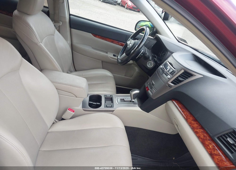 2011 SUBARU OUTBACK 2.5I LIMITED VIN: 4S4BRBKC3B3435562