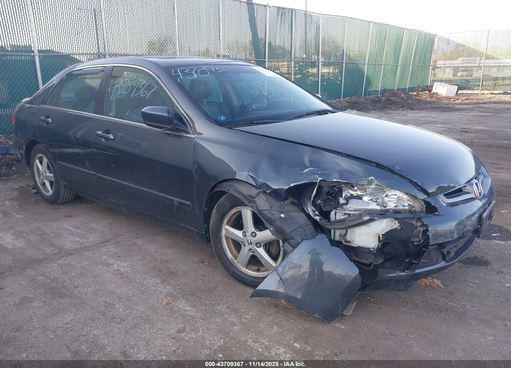 2004 HONDA ACCORD 2.4 EX VIN: 1HGCM56824A131976