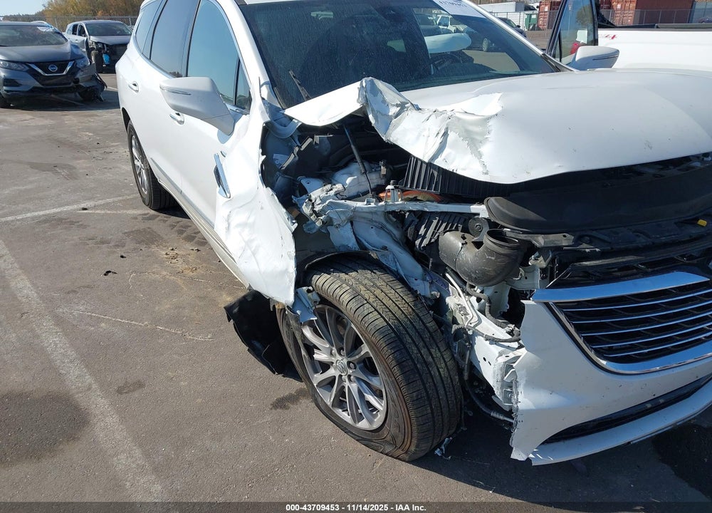 2024 BUICK ENCLAVE ESSENCE FWD VIN: 5GAERBKW7RJ135686