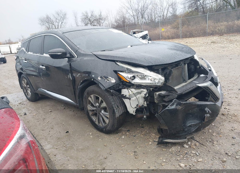 2015 NISSAN MURANO S VIN: 5N1AZ2MG0FN261858