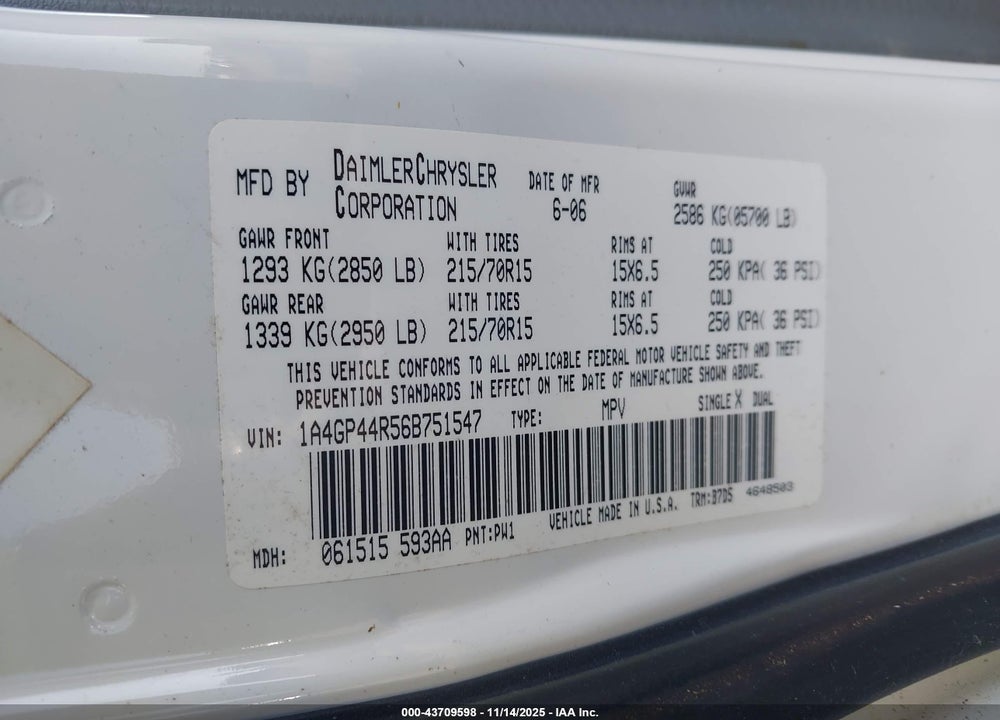 2006 CHRYSLER TOWN & COUNTRY VIN: 1A4GP44R56B751547