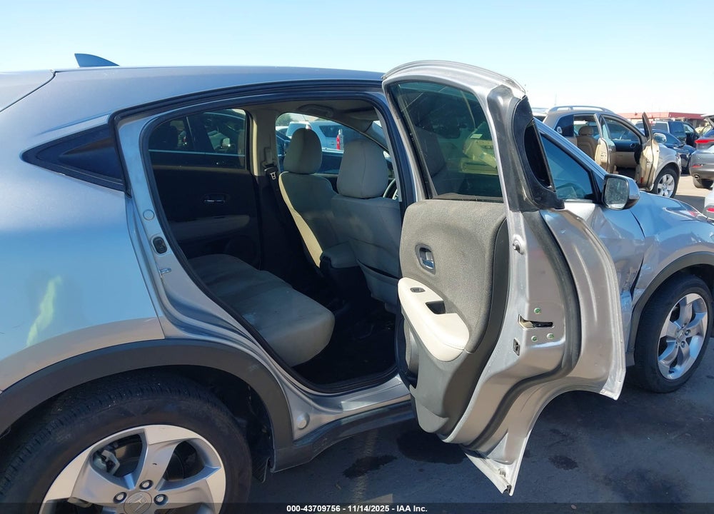 2022 HONDA HR-V 2WD LX VIN: 3CZRU5H35NM715295