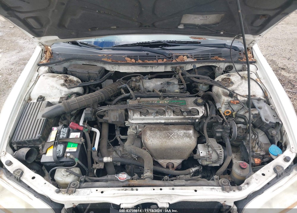 2001 HONDA ACCORD 2.3 EX VIN: JHMCG65881C004807
