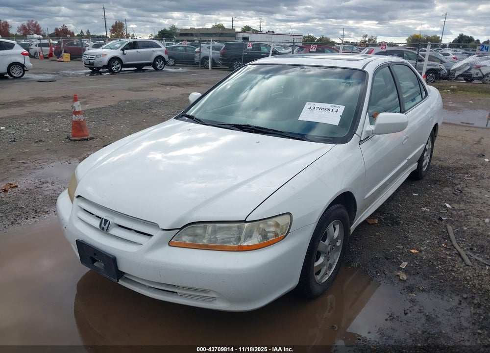 2001 HONDA ACCORD 2.3 EX VIN: JHMCG65881C004807