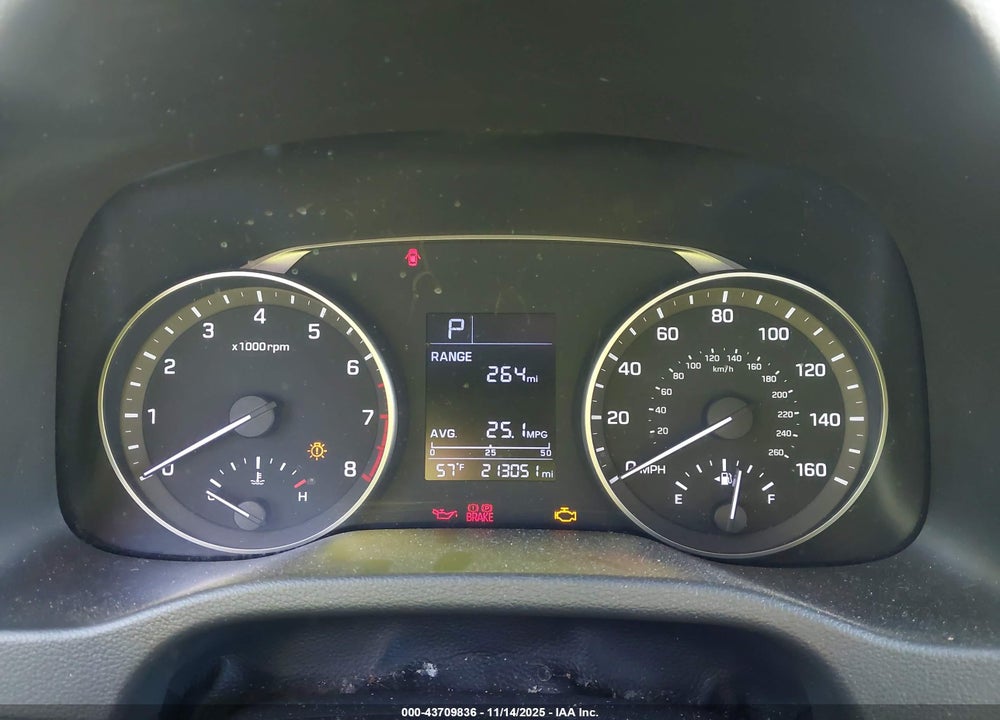 2017 HYUNDAI ELANTRA SE VIN: 5NPD74LF4HH207638