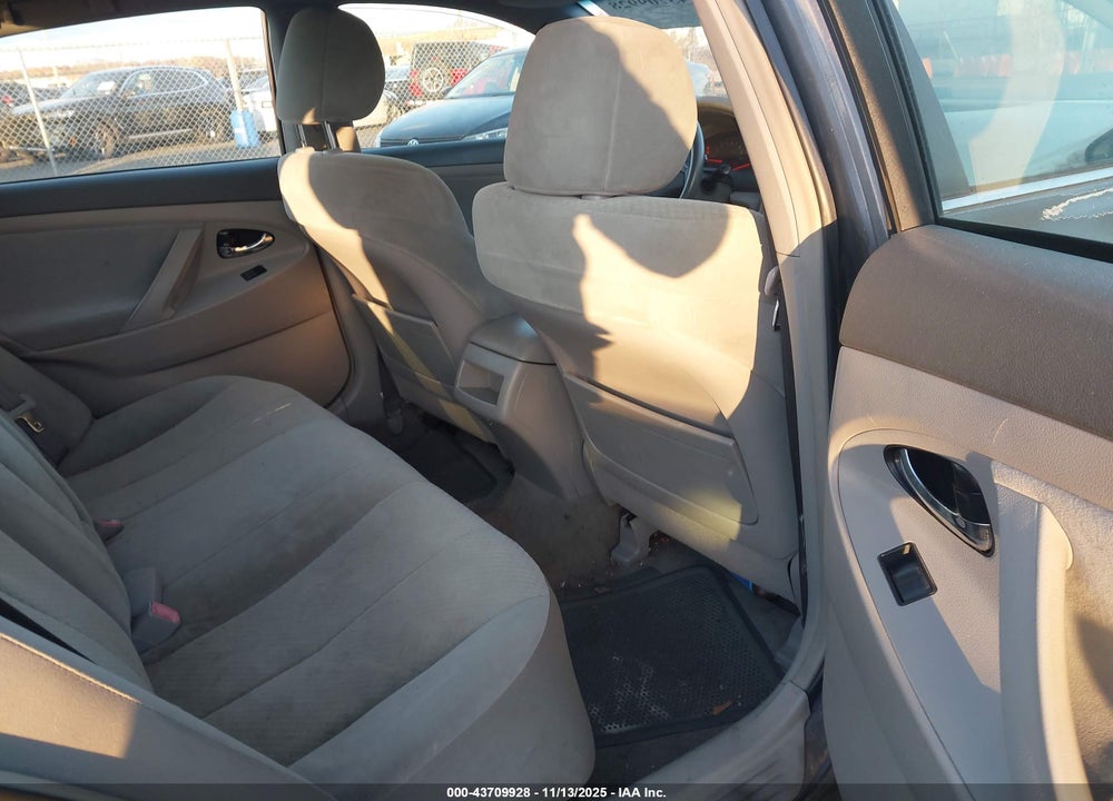 2008 TOYOTA CAMRY LE VIN: 4T1BE46K78U227907