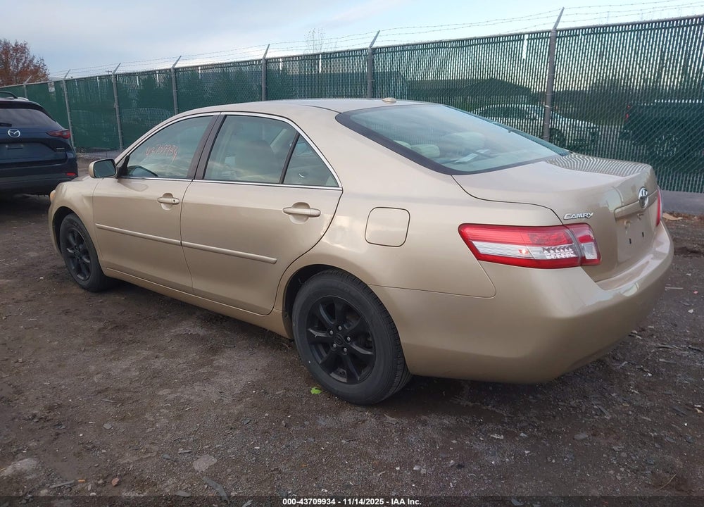 2011 TOYOTA CAMRY LE VIN: 4T1BF3EKXBU696344