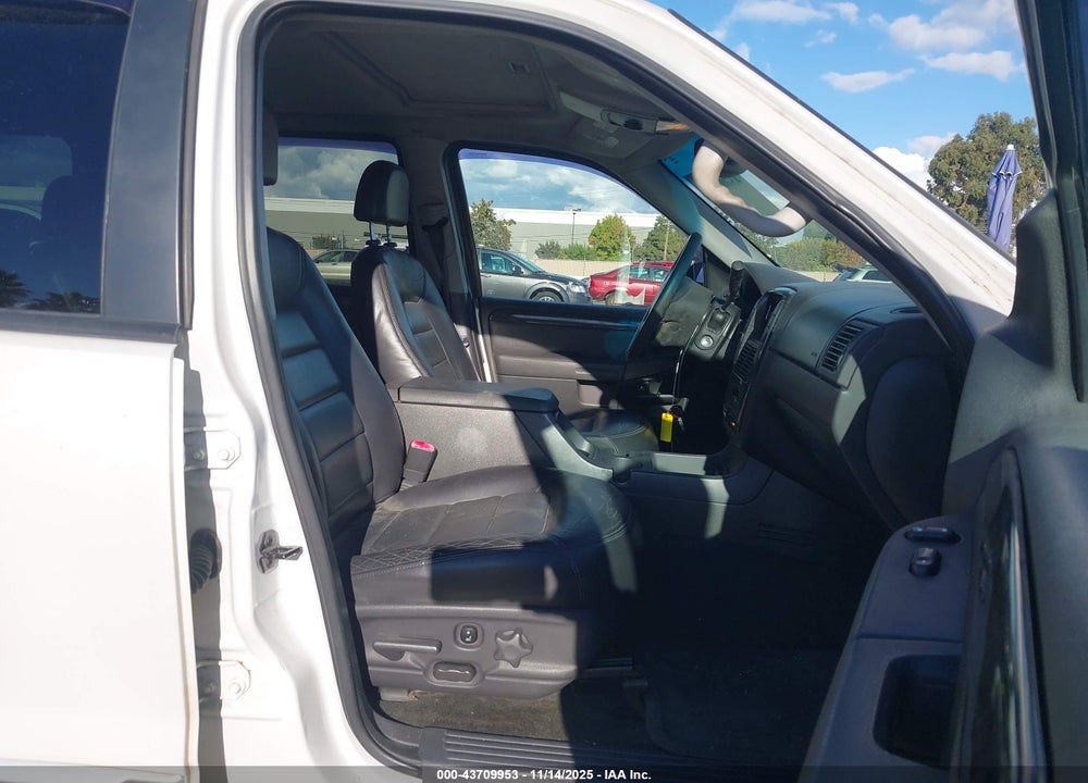 2002 FORD EXPLORER LIMITED VIN: 1FMDU75W12ZB17317