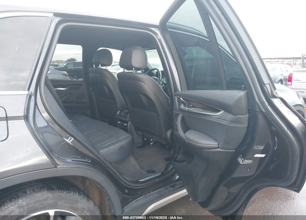 2018 BMW X5 XDRIVE35I VIN: 5UXKR0C53J0X92425