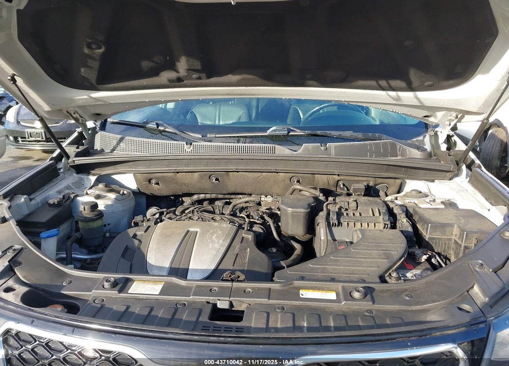 2013 KIA SORENTO SX VIN: 5XYKW4A27DG342026