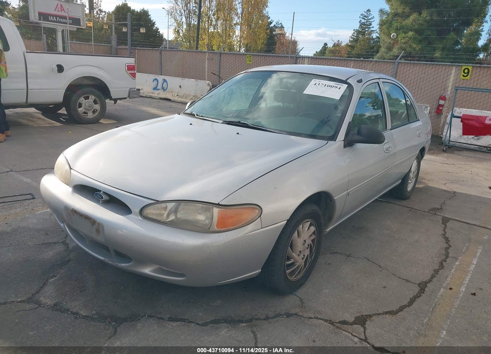 1998 FORD ESCORT SE VIN: 1FAFP13P1WW286487