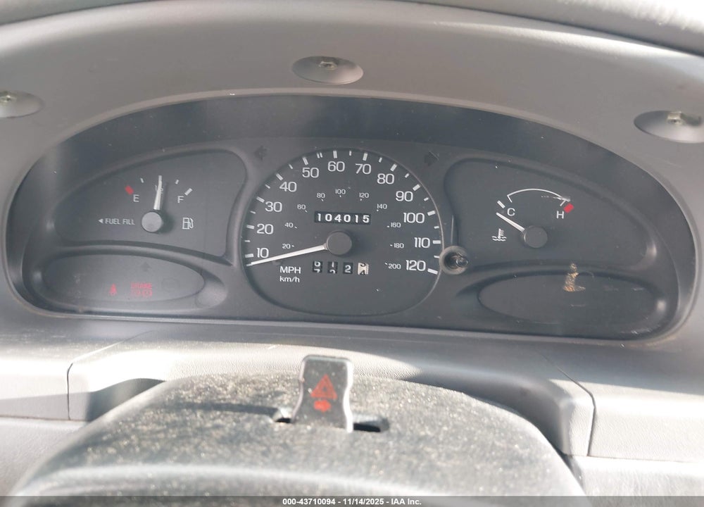 1998 FORD ESCORT SE VIN: 1FAFP13P1WW286487