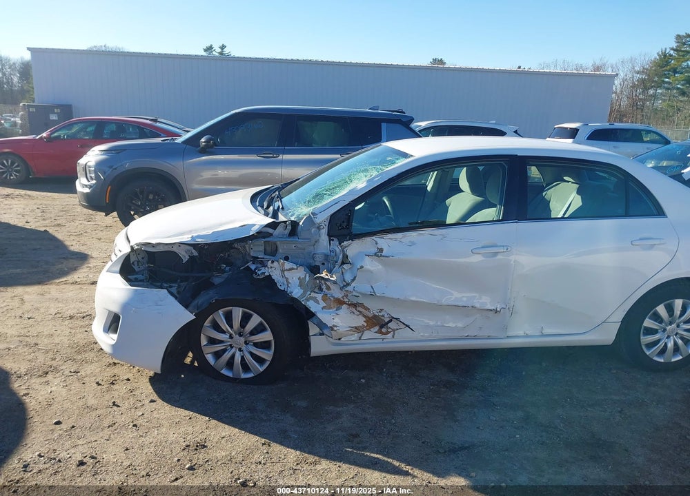 2013 TOYOTA COROLLA LE VIN: 2T1BU4EE0DC105173