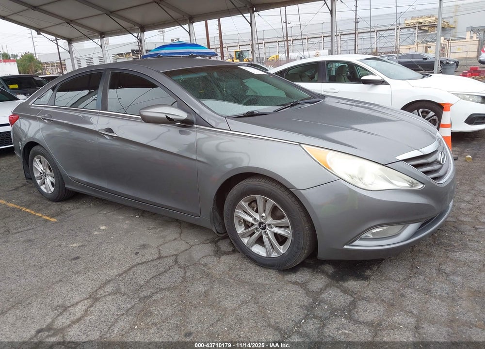 2013 HYUNDAI SONATA GLS VIN: 5NPEB4AC1DH658483