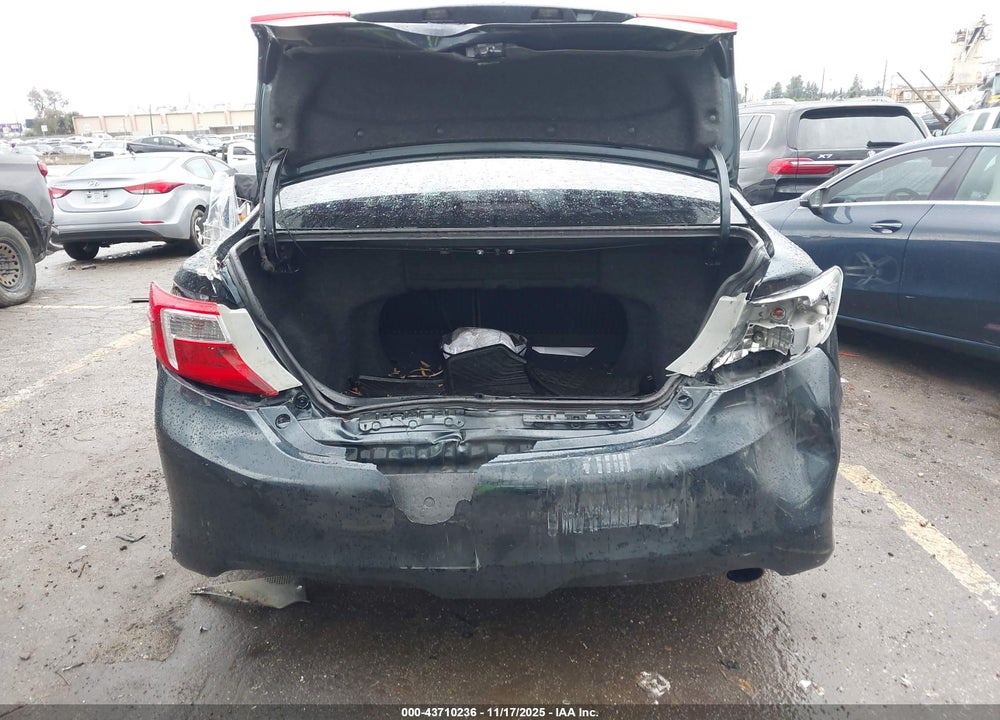 2014 TOYOTA CAMRY SE VIN: 4T1BF1FK4EU764533