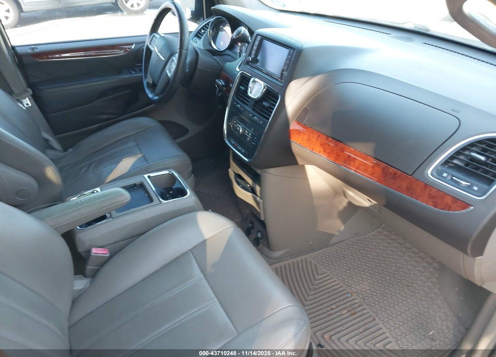 2013 CHRYSLER TOWN & COUNTRY TOURING VIN: 2C4RC1BG7DR566344