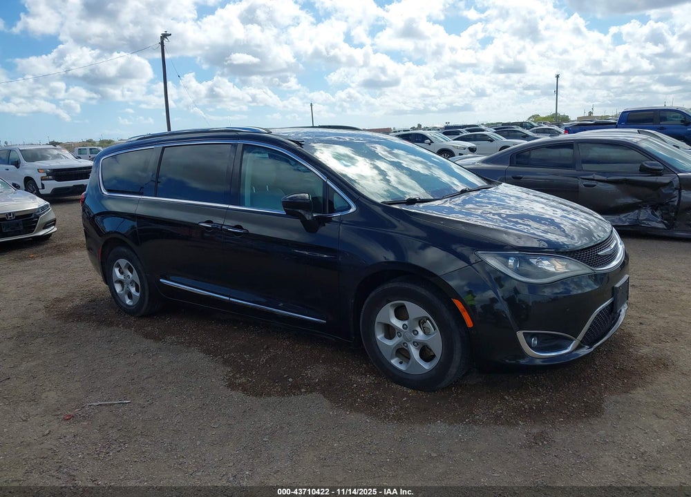 2017 CHRYSLER PACIFICA TOURING-L PLUS VIN: 2C4RC1EG5HR669361