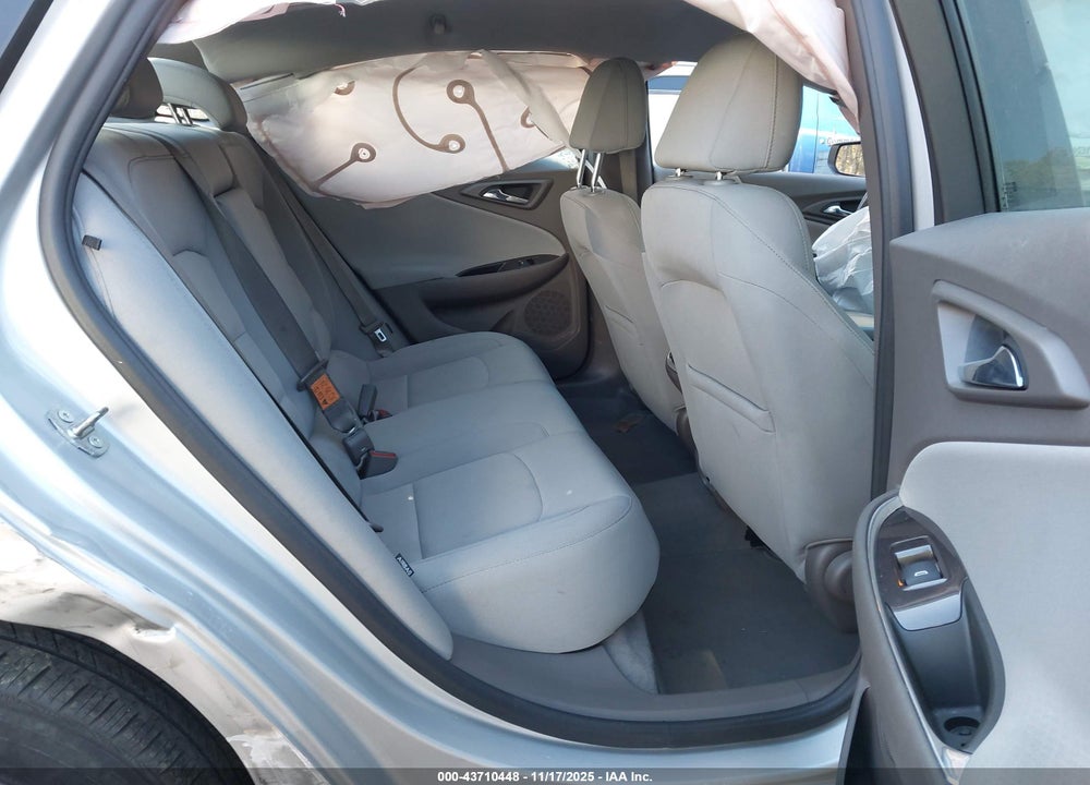 2022 CHEVROLET MALIBU FWD LT VIN: 1G1ZD5ST0NF111368
