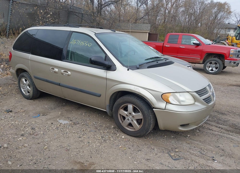 2005 DODGE CARAVAN SXT VIN: 1D4GP45R45B432405