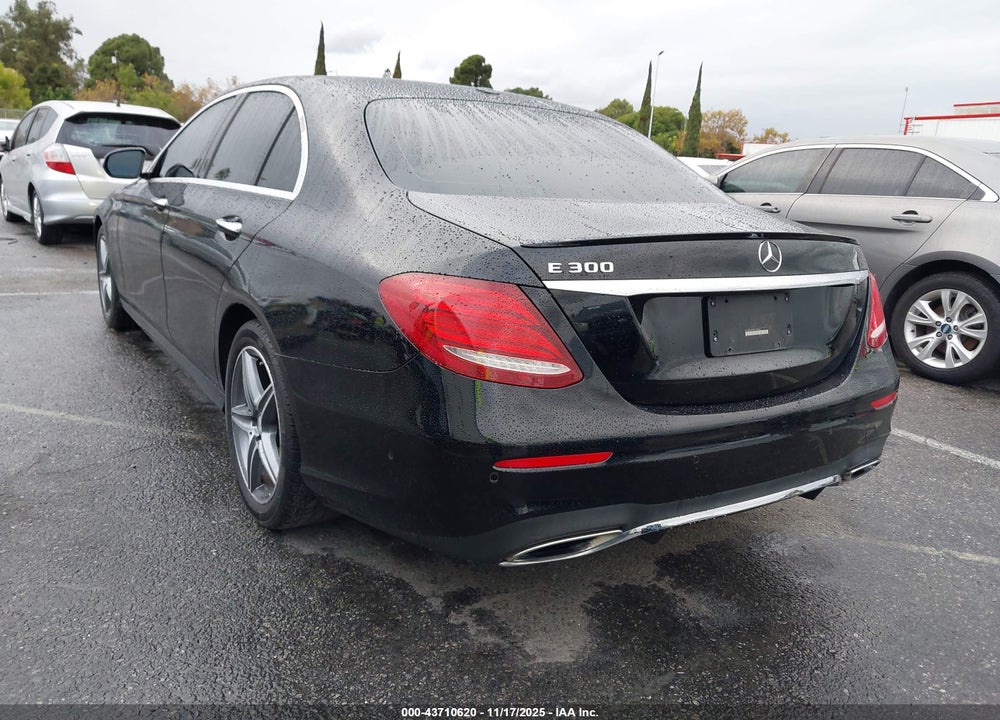 2017 MERCEDES-BENZ E 300 VIN: WDDZF4JBXHA134894