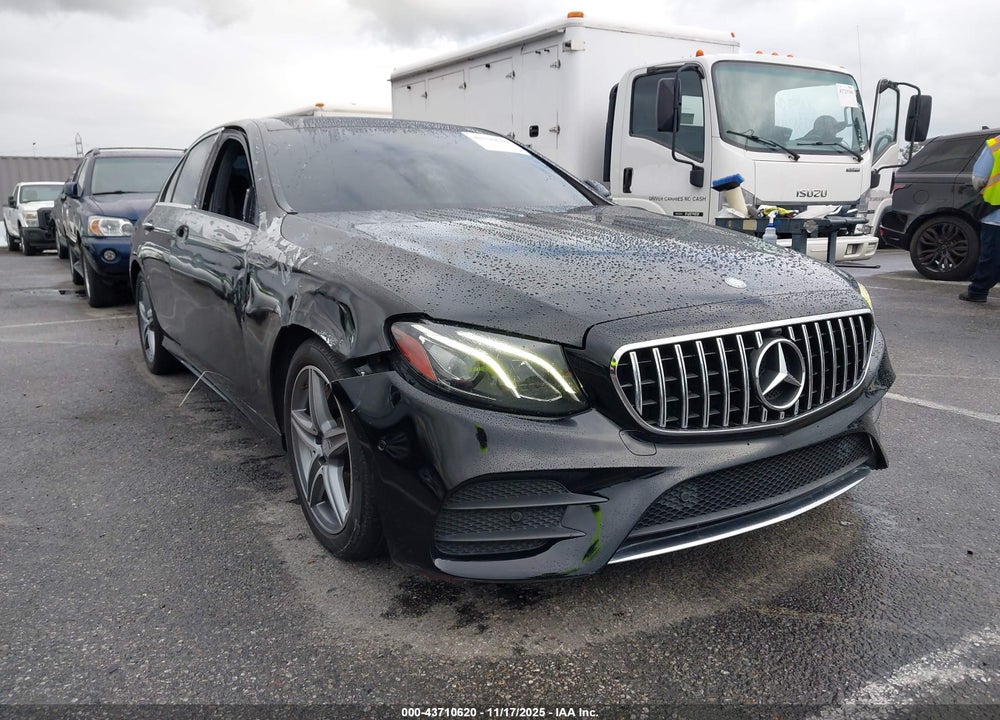 2017 MERCEDES-BENZ E 300 VIN: WDDZF4JBXHA134894