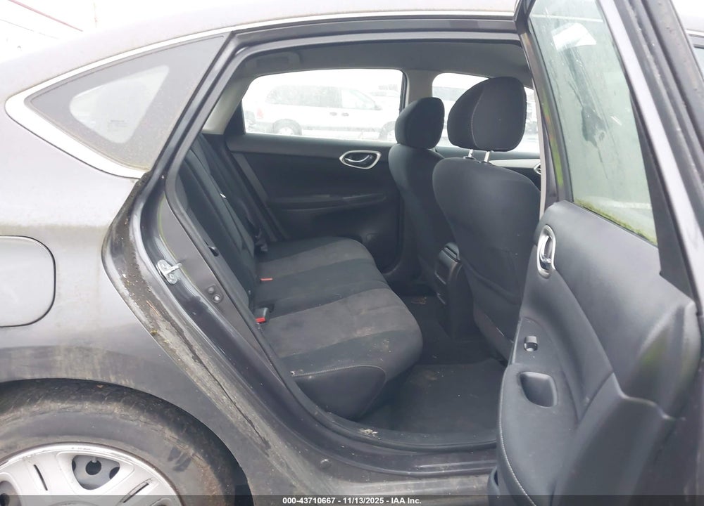 2015 NISSAN SENTRA SV VIN: 3N1AB7APXFY270129