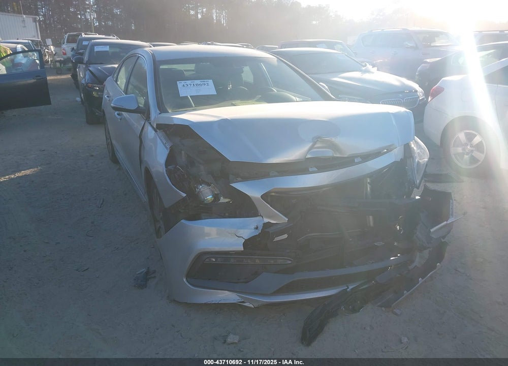 2017 HYUNDAI SONATA SPORT VIN: 5NPE34AF3HH569950