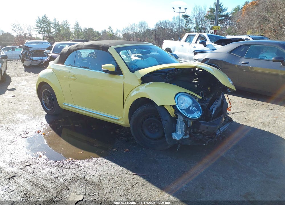2013 VOLKSWAGEN BEETLE 2.5L/2.5L 50S EDITION/2.5L 70S EDITION VIN: 3VW5P7AT4DM831309