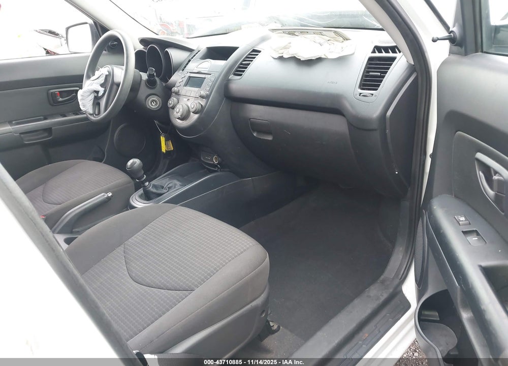 2011 KIA SOUL VIN: KNDJT2A10B7288112