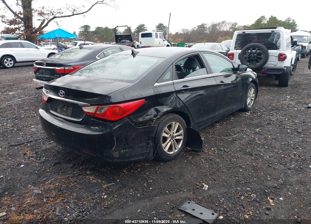 2011 HYUNDAI SONATA GLS VIN: 5NPEB4ACXBH177435